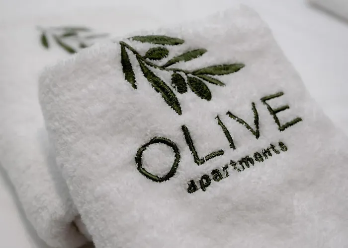 Olive 202 Peraía